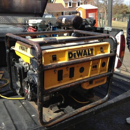 DeWALT DXGN4500 Generator - Job Site Tough Review - Tools In Action