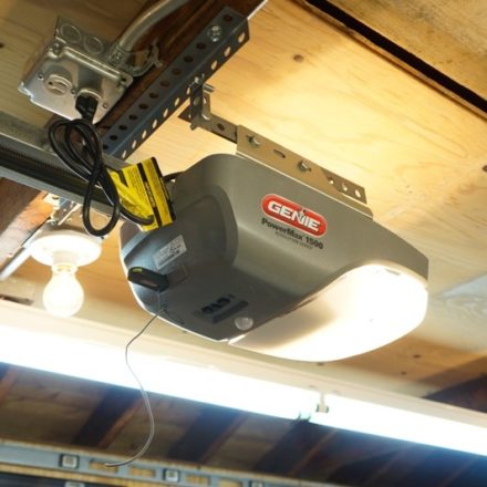 Genie Garage Door Opener PowerMax 1500 - Tools In Action - Power Tool