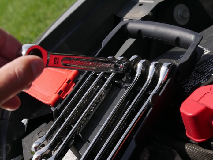 Milwaukee Ratcheting Wrench Set Review Tools in Action