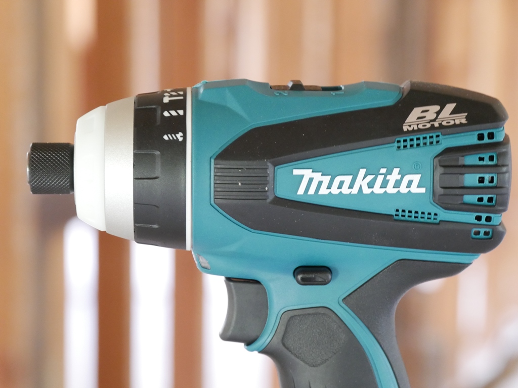 Makita XPT02Z Hybrid Tool Review - Tools in Action
