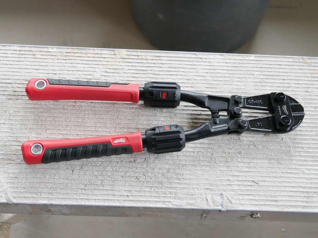 Milwaukee Adjustable Bolt Cutter Review - Tools in Action