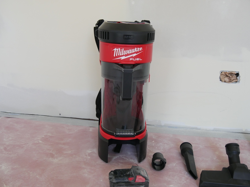 Milwaukee Backpack Vacuum Review - Tools in Action