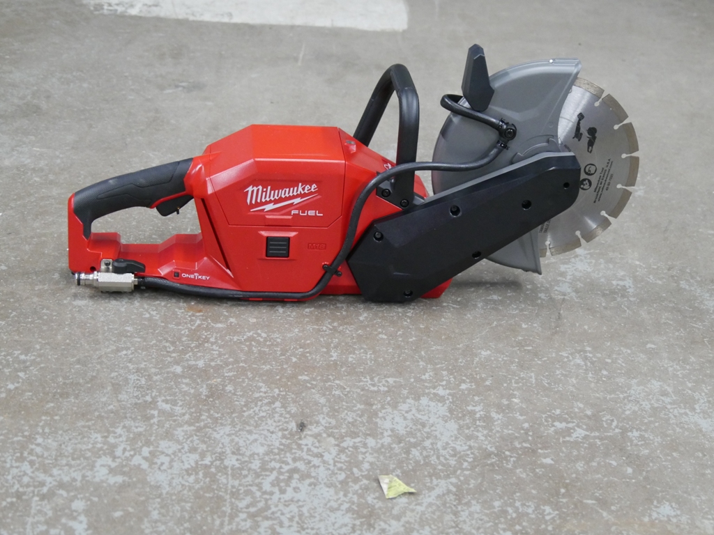 Milwaukee Cordless Cut Off Saw Review - Tools in Action