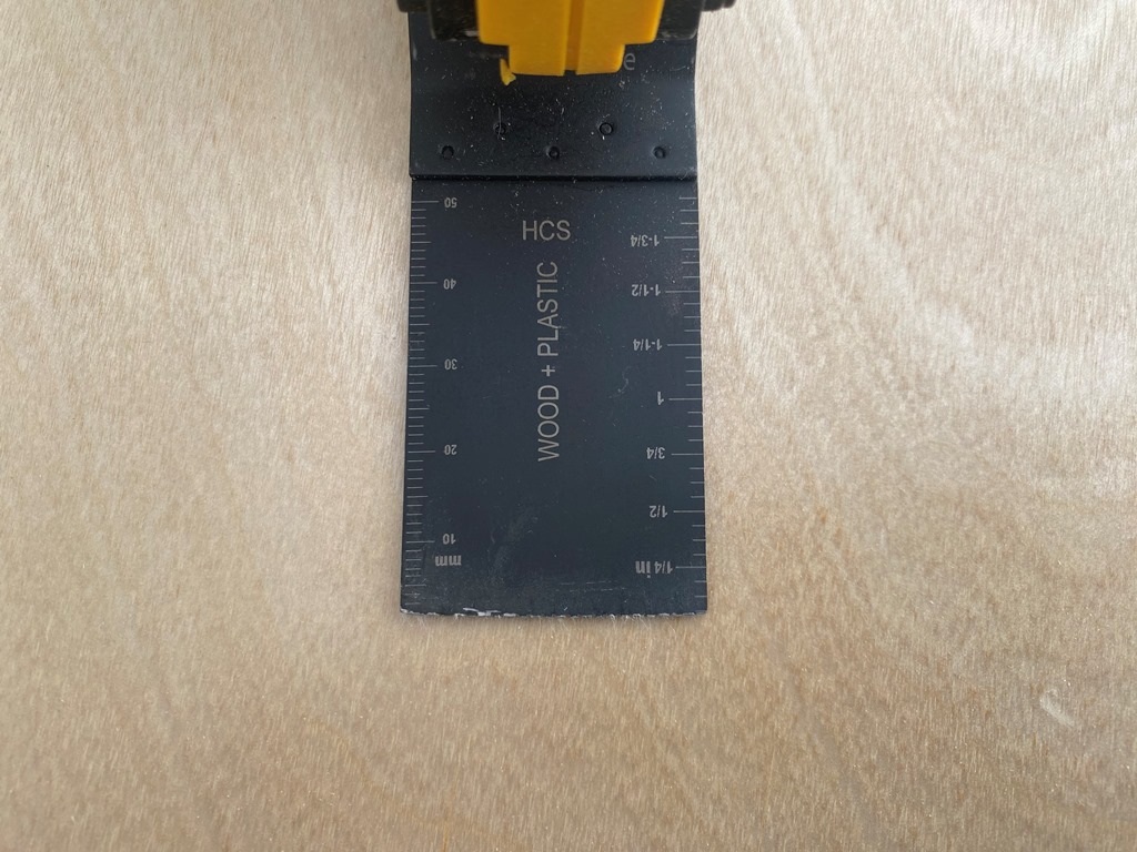 Sharp Pog oscillating saw blade sharpener 