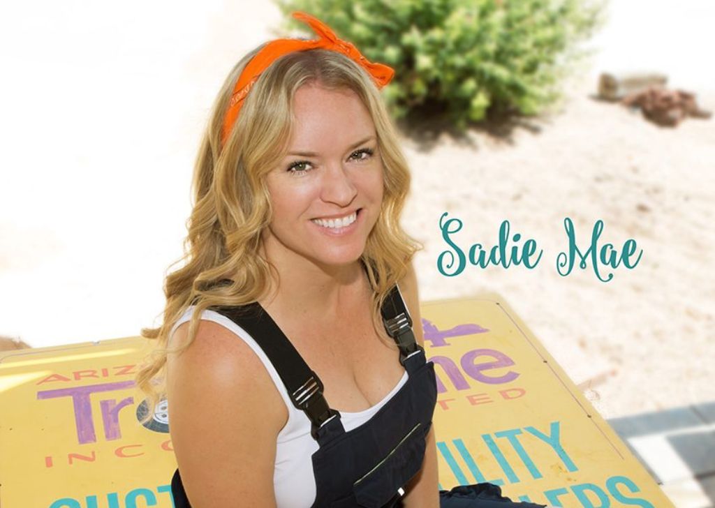 Female Carpenters: Sadie Mae of The Awesome Orange