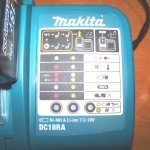 makita-lxt-battery-and-charger-1