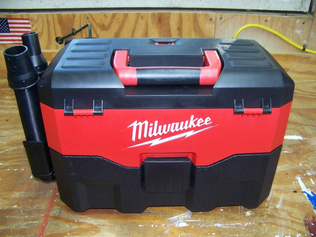 Milwaukee Cordless Vacuum