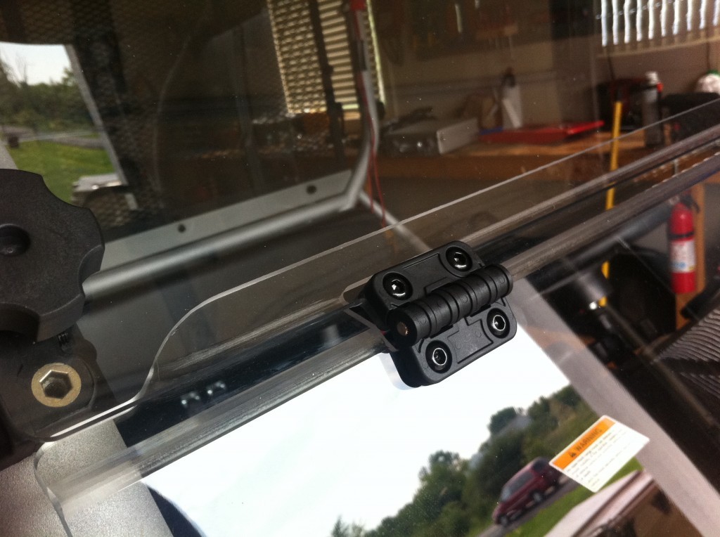Kolpin windshield2