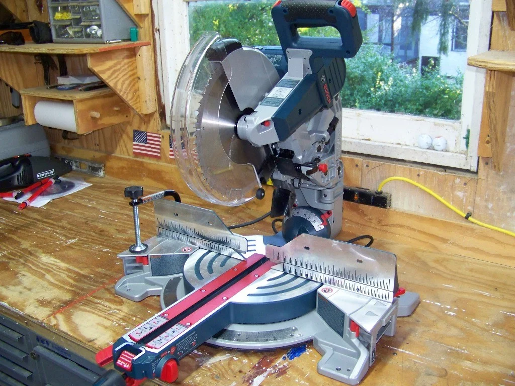 Bosch Glide Miter Saw Review – GCM12SD