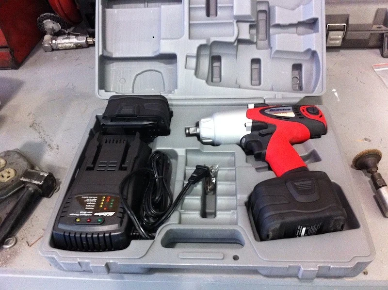 ACDelco ARI2023 – Li-ion 18V 1/2″ Super Torque Impact Wrench