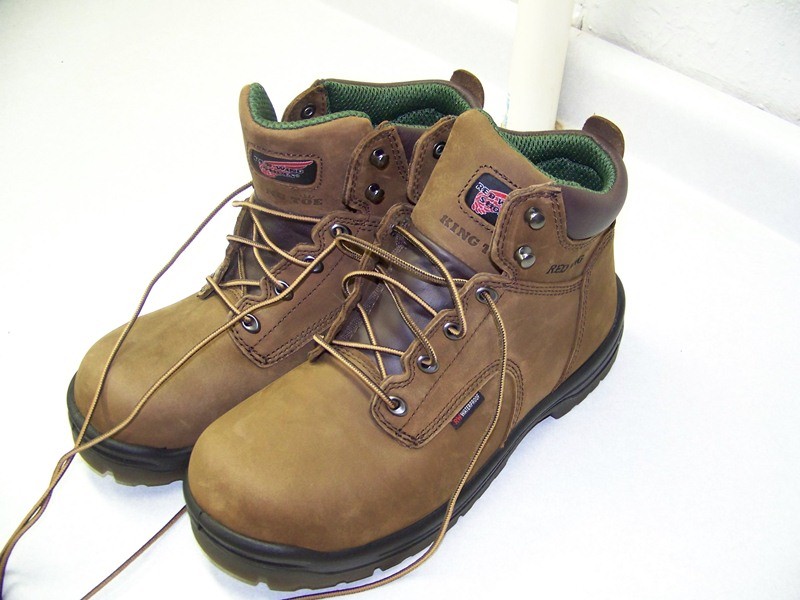 red wing steel toe boots near me