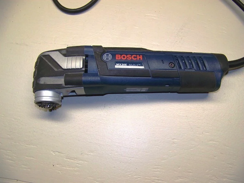 Bosch Multi-X Oscillating Tool – MX30EC-21