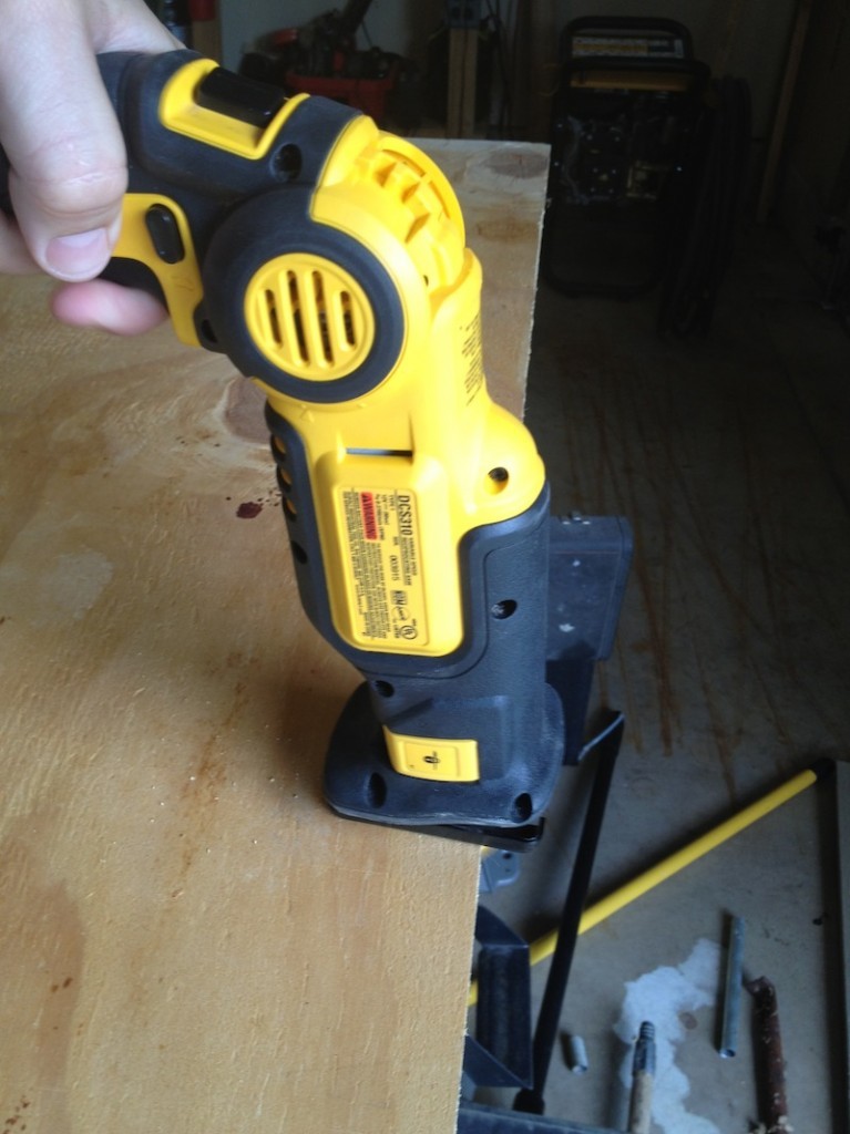 Dewalt 12v saw 06