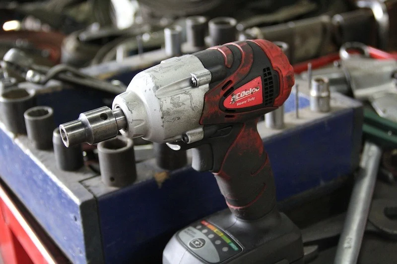 ACDelco ARI2061 18V 1/2″ Impact Wrench – Review