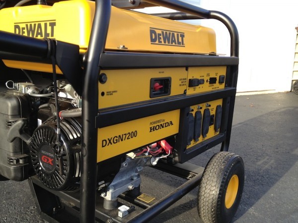 DeWalt DXGN7200 7200 Watt Commercial Generator - Review - Tools In ...