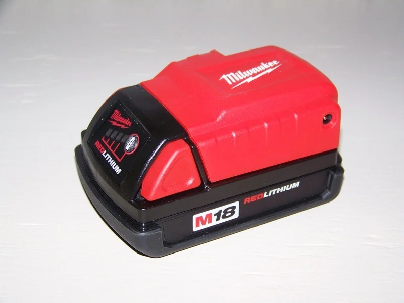 Milwaukee M18 Power Source 49-24-2371