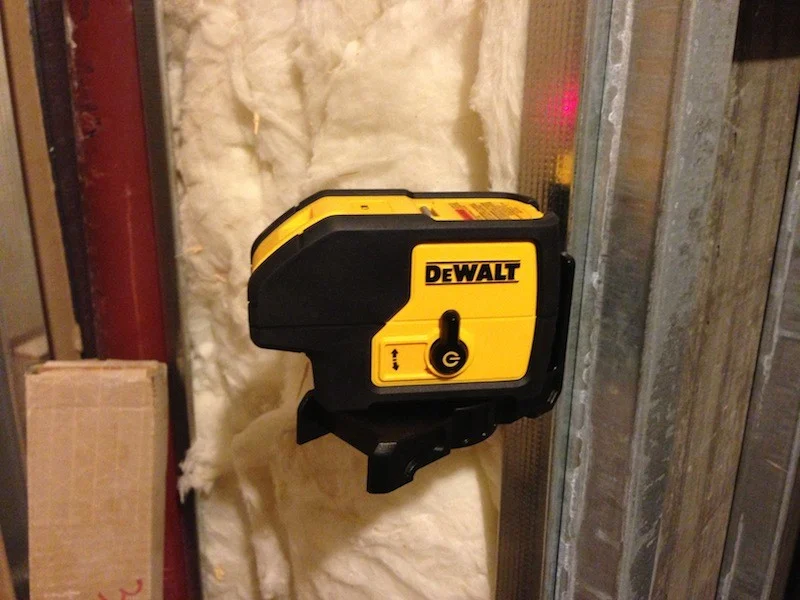 DEWALT DW083K Self Leveling 3 Beam Laser