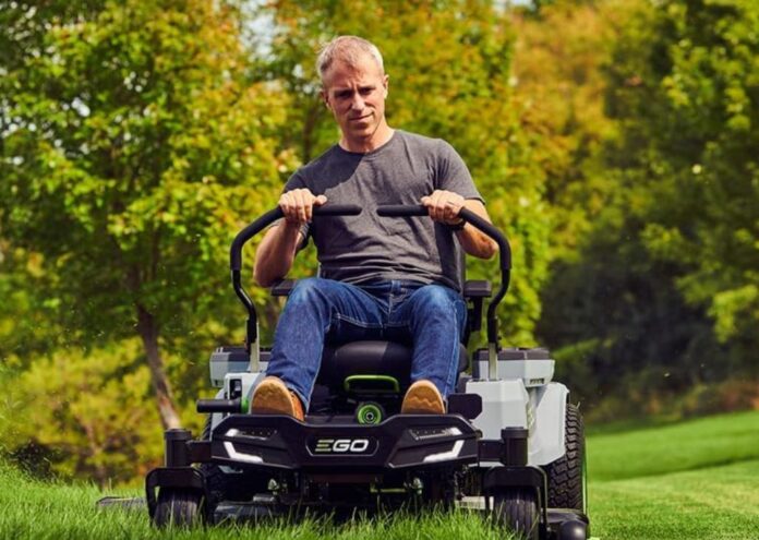 9 types of residential lawn mowers