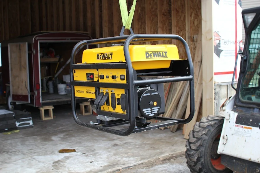 DEWALT DXGN4500 Generator – Job Site Tough Review