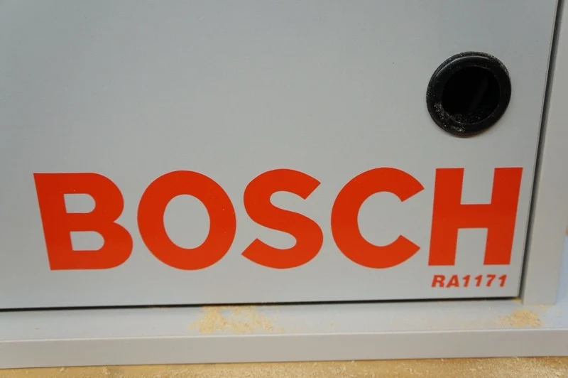 Bosch Cabinet Style Router Table RA1171 Review