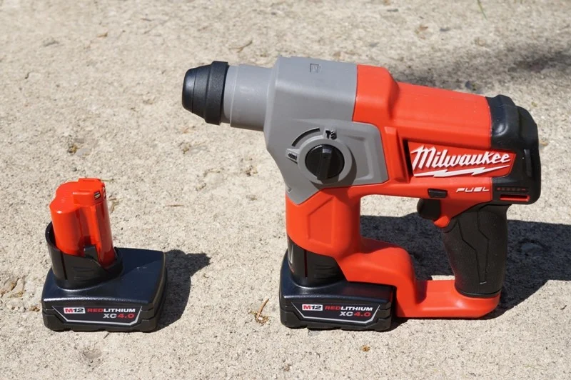 Milwaukee M12 Fuel 5/8” SDS Plus Rotary Hammer Kit Review – 2416-22XC