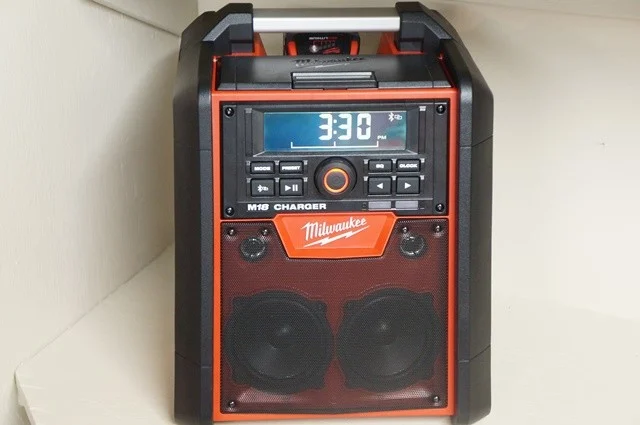 Milwaukee M18 Bluetooth Radio Review – Model 2792-20