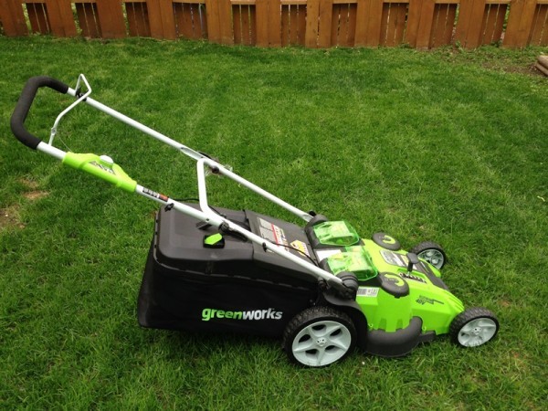 Greenworks 40V Lawnmower Cut Report - Tools In Action - Power Tool Reviews