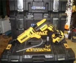 DEWALT DCF620 and DCF6201