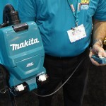 makita-backpack-vac2