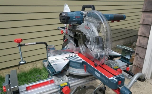 Bosch CM12SD – 12″ Dual Bevel Slide Miter Saw