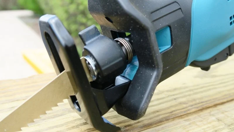 Makita 12V Reciprocating Saw