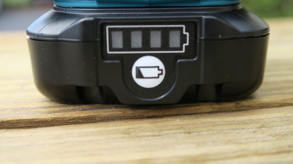 Makita DT03