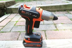 Black & Decker Glue Gun 05