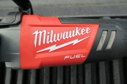 Milwaukee Polisher – Thumb