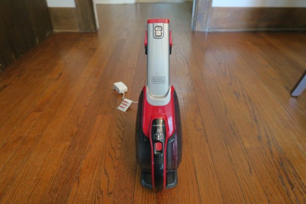 Black & Decker SmartTech Vacuum - Tools in Action