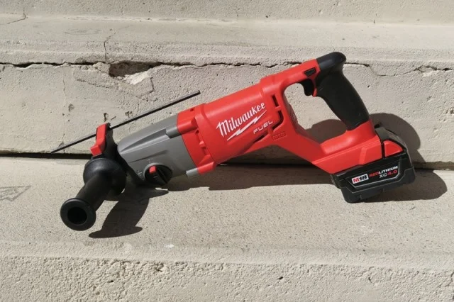 Milwaukee Rotary Hammer – 18V SDS Cordless Rotary Hammer