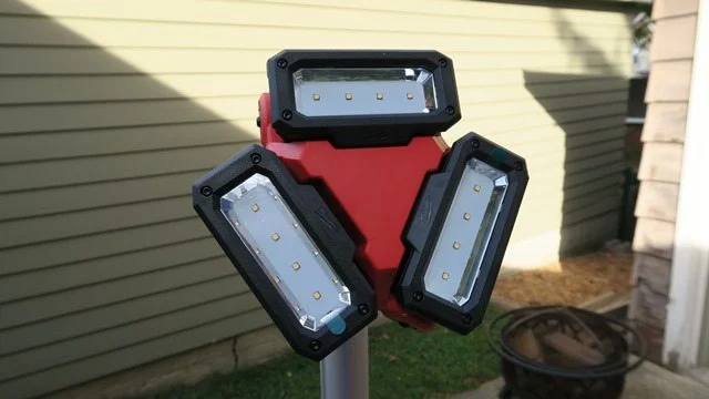 Milwaukee Rocket Light Review