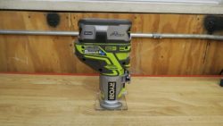 Ryobi Cordless Router – Thumb