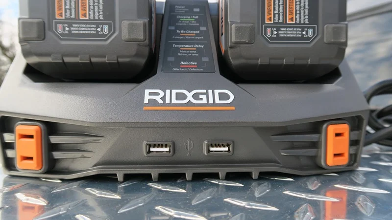 RIDGID Dual Battery Charger – AC840094