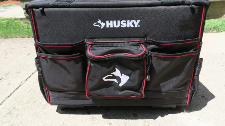 husky 22 in rolling tote