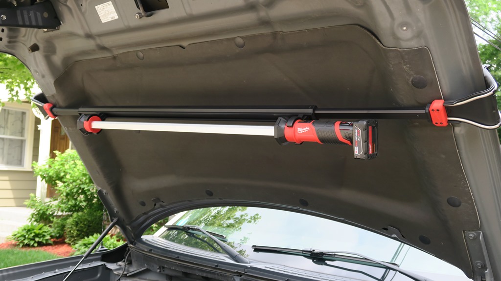 Milwaukee Underhood Light Review - Tools In Action - Power Tool Reviews
