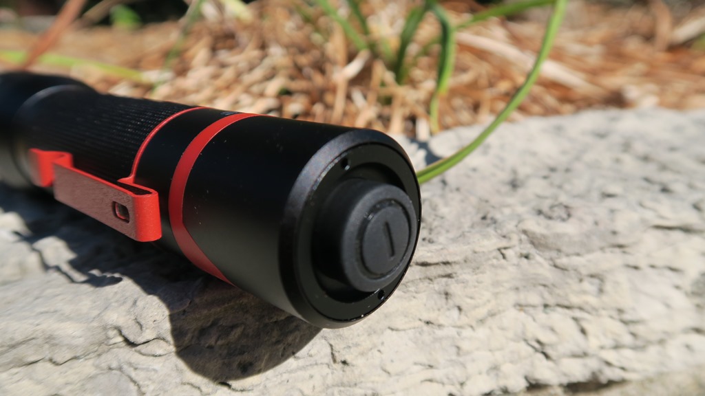 Milwaukee Rechargeable Light Review - Flashlight 03