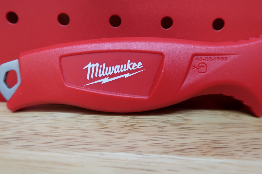 Milwaukee Knife Review