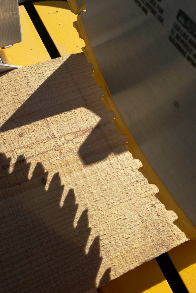 DeWalt FlexVolt Miter Saw Review