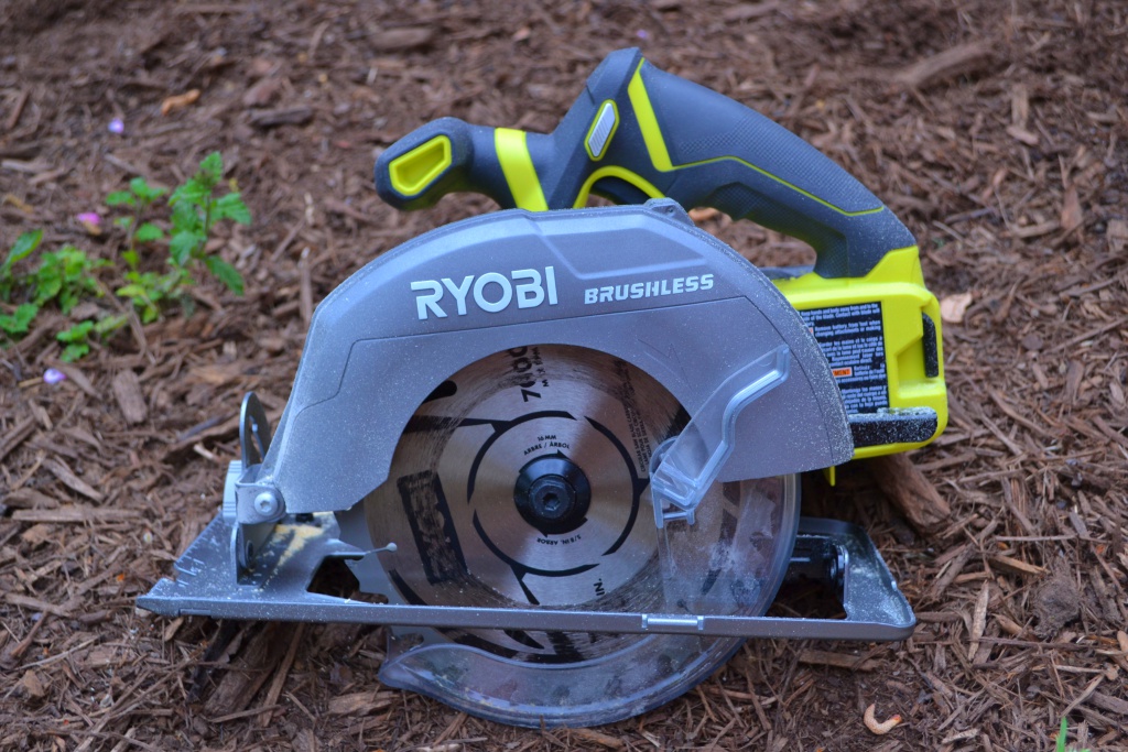 Ryobi Cordless Circular Saw Review - Tools in Action