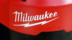 Milwaukee M18 Radius Compact Light Review 6