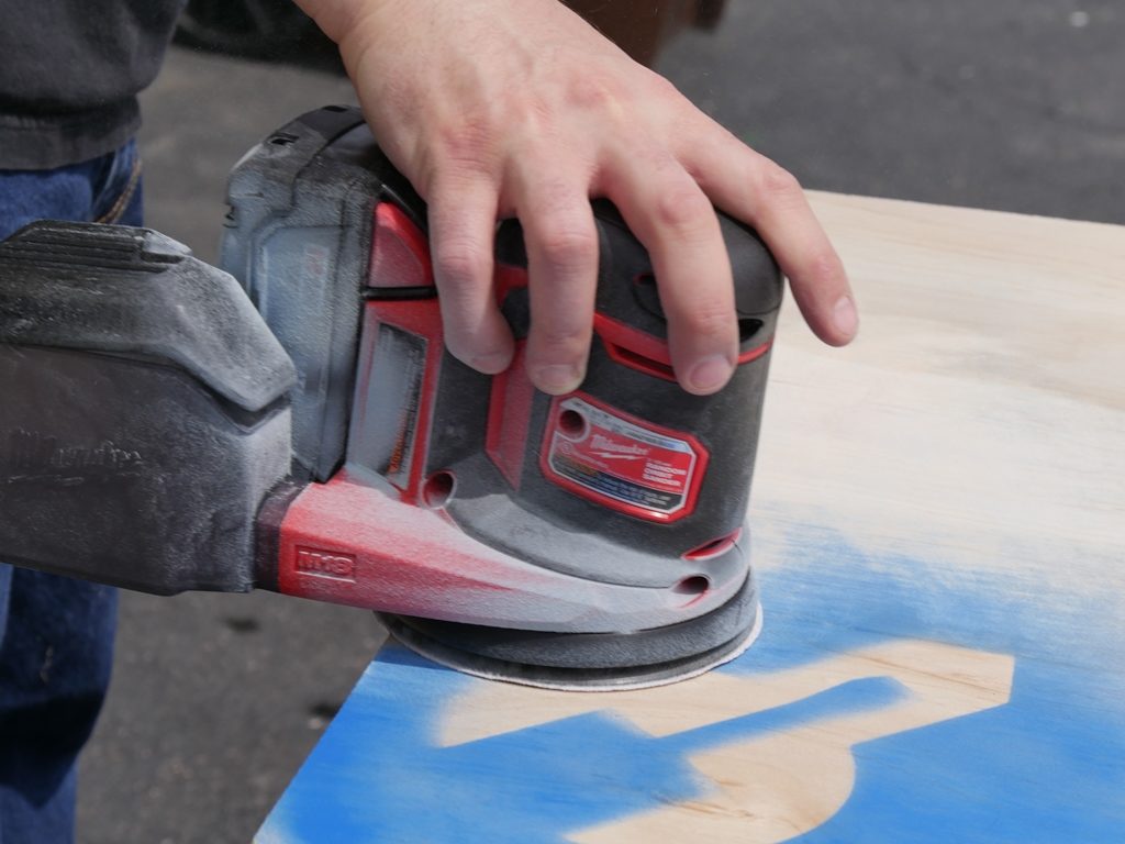Milwaukee Cordless Sander Review