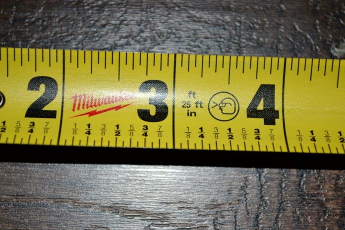 Milwaukee Auto Lock Tape Measure Review - Tools In Action - Power Tool ...