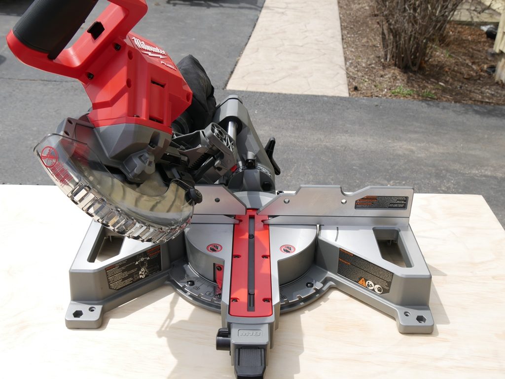 Milwaukee M18 Miter Saw Review