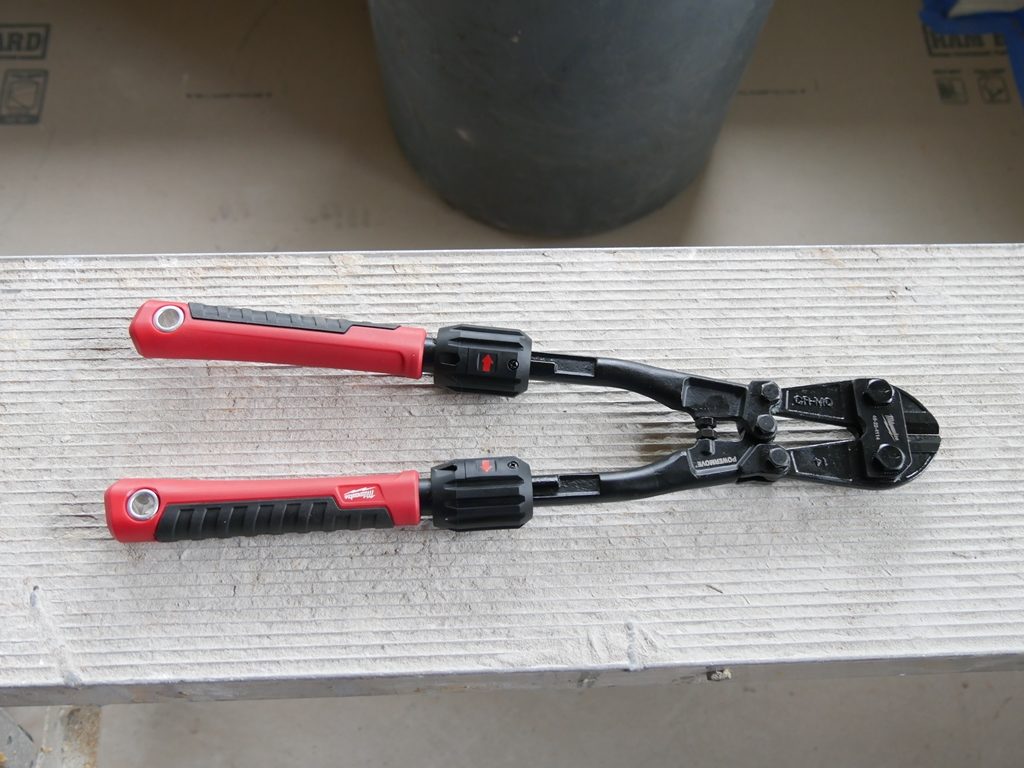 Milwaukee Adjustable Bolt Cutter Review
